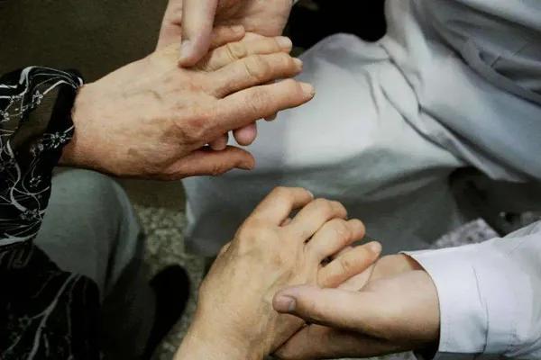 出现以下几种情况必须到医院,风湿要做什么检查才知道是风湿病