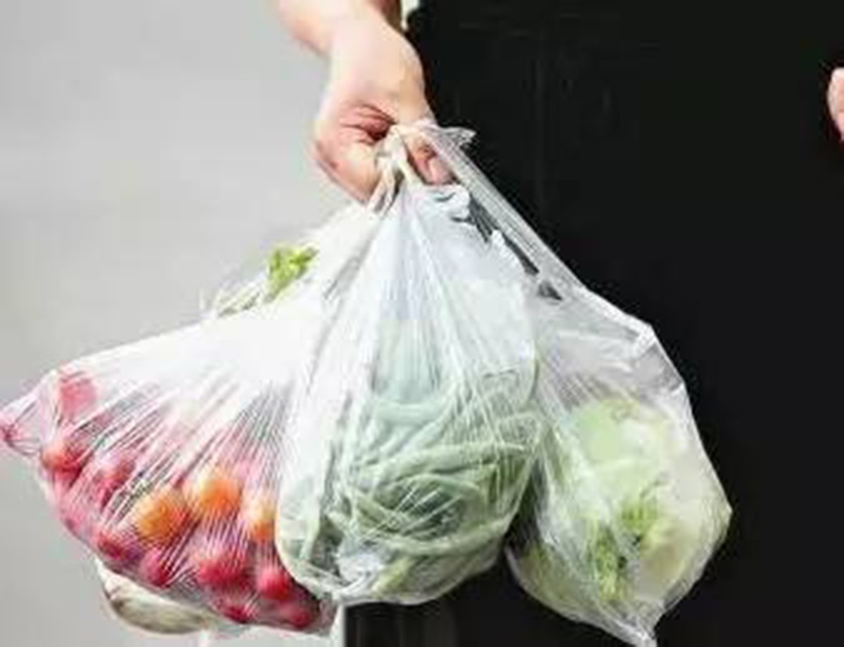 塑料袋的危害有多可怕,转告父母五类食品越吃多越有害
