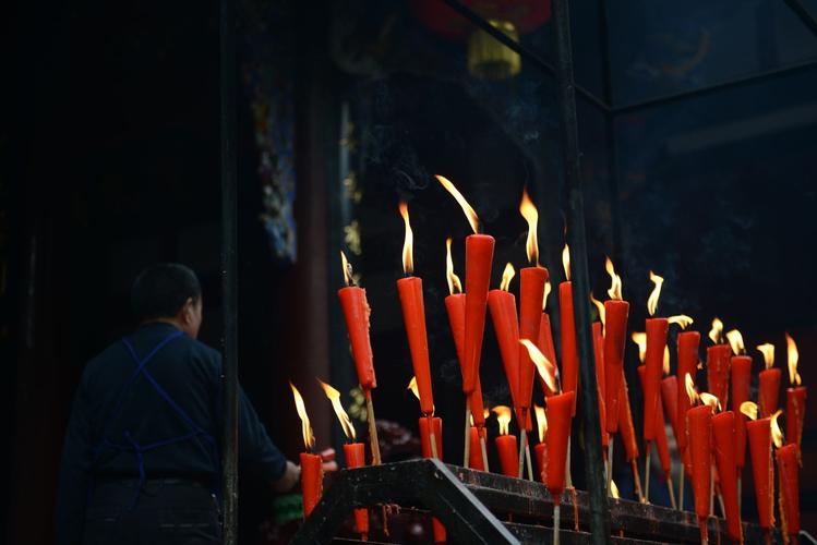 青城山泡温泉一日游最佳景点,成都青城山一日游详细攻略