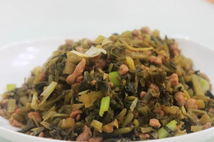 土坑酸菜怎么腌,土坑酸菜怎么处理