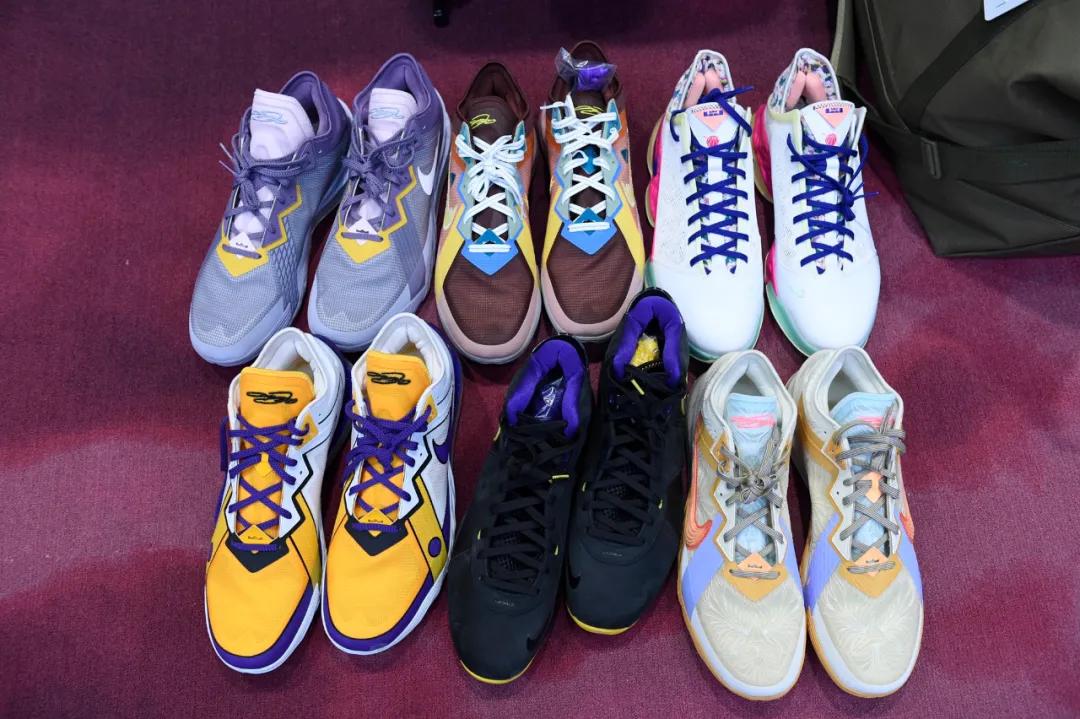 nba球星上脚库里9,库里获得fmvp时穿的球鞋是哪款