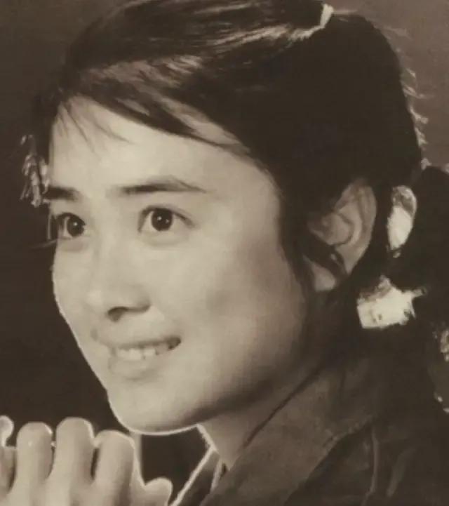 因吸毒入狱的“最美妲己”，她的故事远比你想象的更毁三观