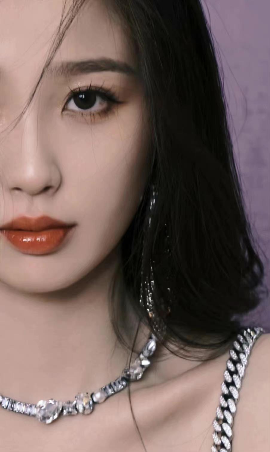 虞书欣圆脸变微脸的方法,虞书欣扁平脸改善