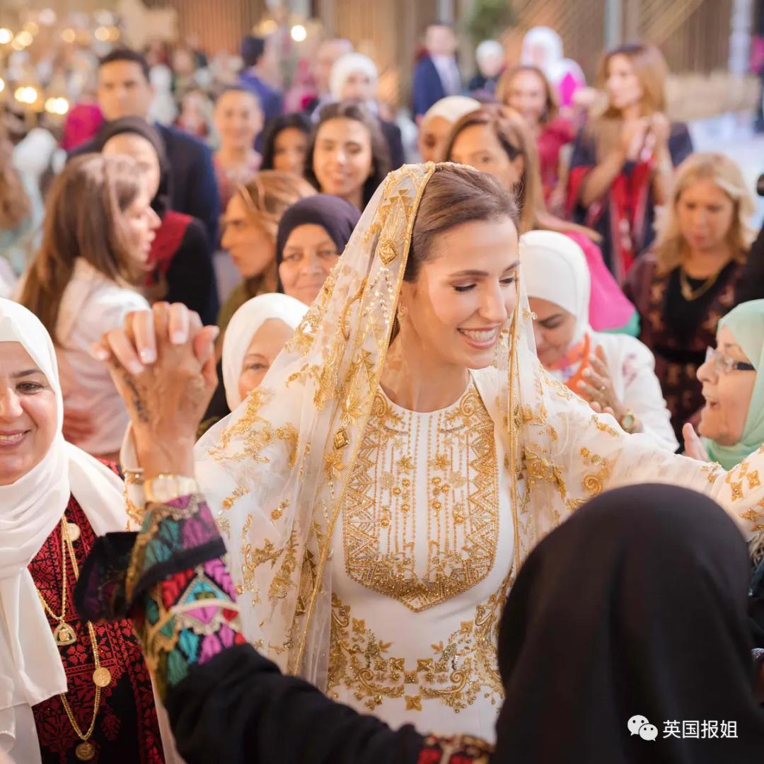 凯特王妃高级造型,凯特王妃穿蓝色格子英伦风