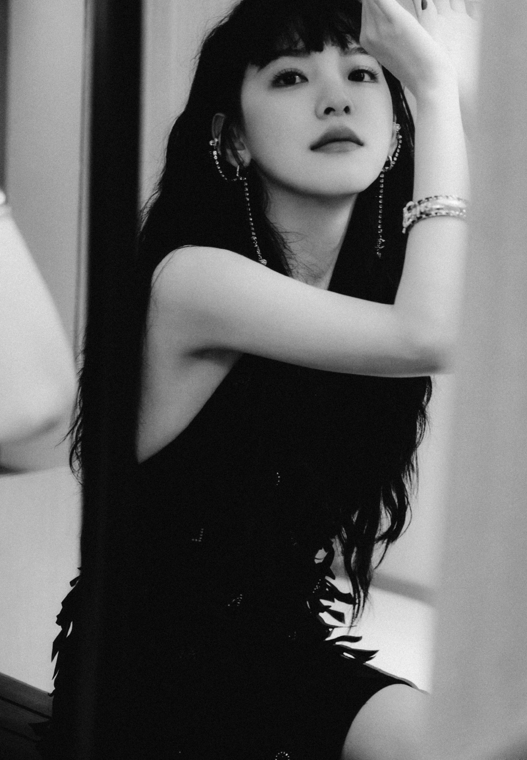 章若楠同款发型卷发,章若楠齐刘海卷发造型