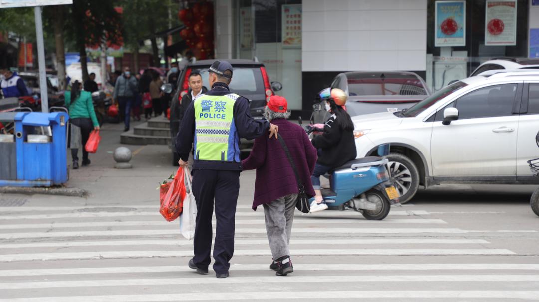 全国2019共出动警力多少人次,日均出动警力6300余人次