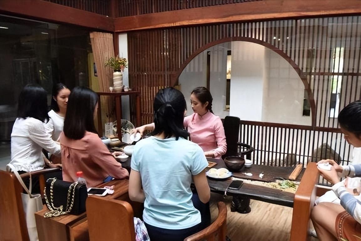 街边的茶叶店,街边茶叶店为什么那么冷清