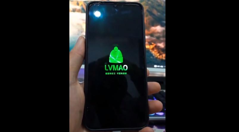 “能打妖怪，支持跟外星人视频”，网友笑晕的山寨手机，有多离谱