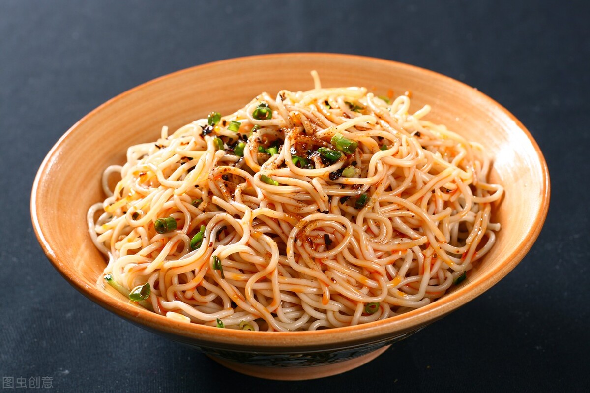 做凉面好吃的秘诀都在这里,想吃凉面不用擀面杖