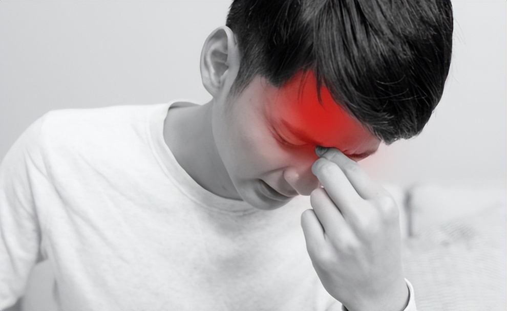 头部出现4个表现及时检查,中年人经常头晕做什么检查最好