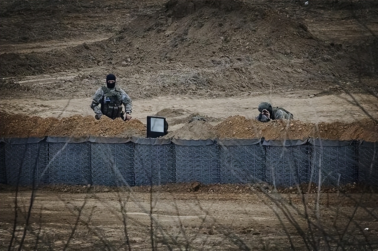 不只中印和台海!中国可能面临“三线作战”险境,要做好最坏打算