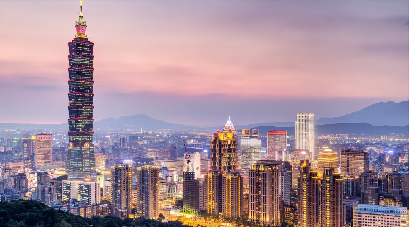 *独台**不肖子孙，怎对得起连横的英魂？回去读读他的《台湾通史》吧