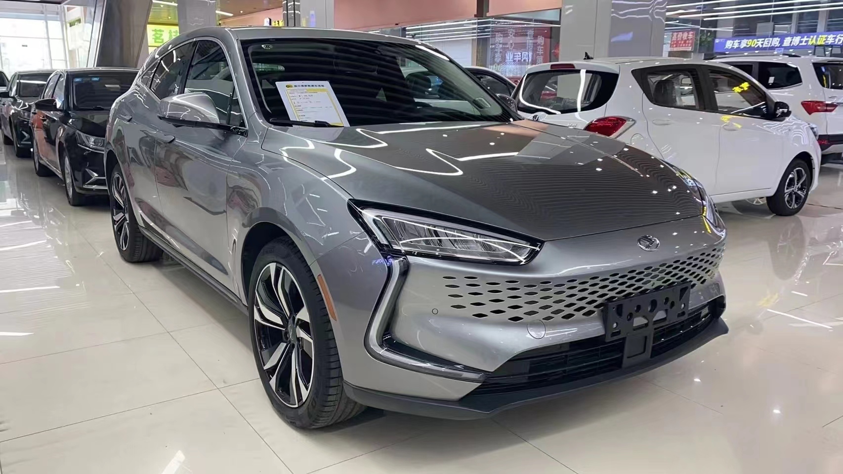 各个车企都在停产新能源车,新能源汽车为什么要停产