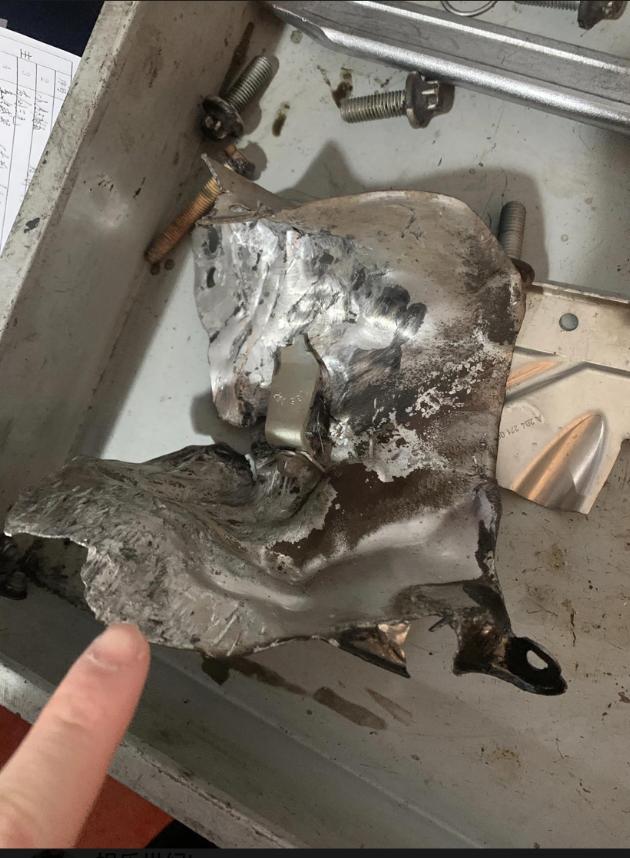 奔驰断轴的原因,奔驰后续故障率