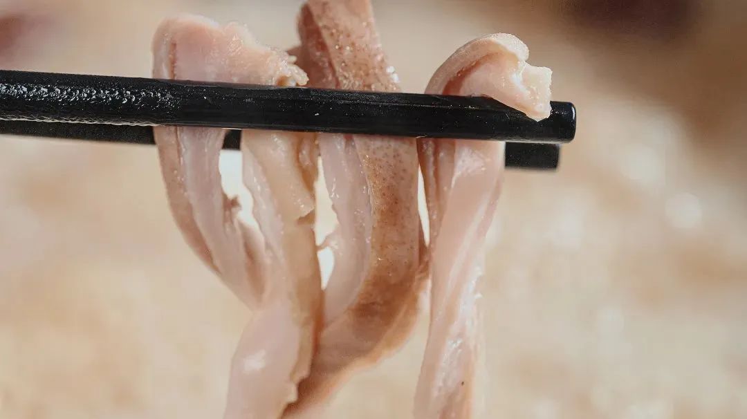 花胶鸡汤椰子水,椰子花胶煲鸡汤的做法及功效