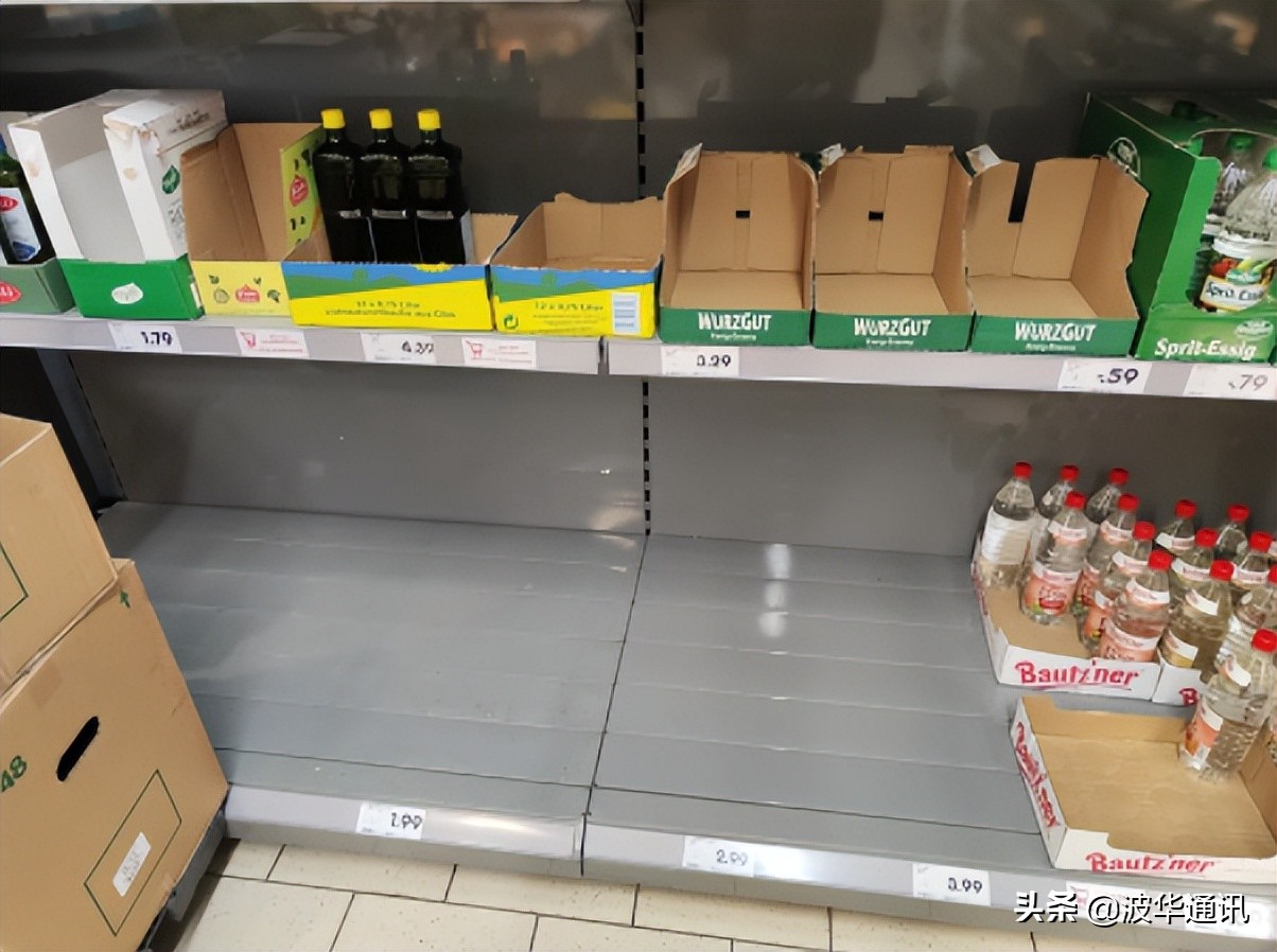德国顾客“入侵”波兰商店，老板说：德国人买光了一切
