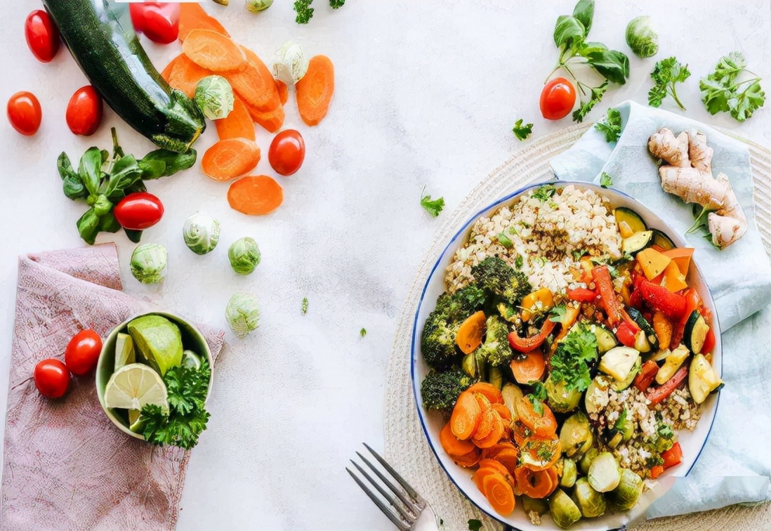 肛门潮湿瘙痒有臭味应怎么治疗,肛门潮湿瘙痒有异味怎么治疗