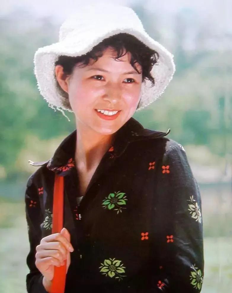 演员李羚：我这辈子最正确的决定，就是嫁普通丈夫李克己