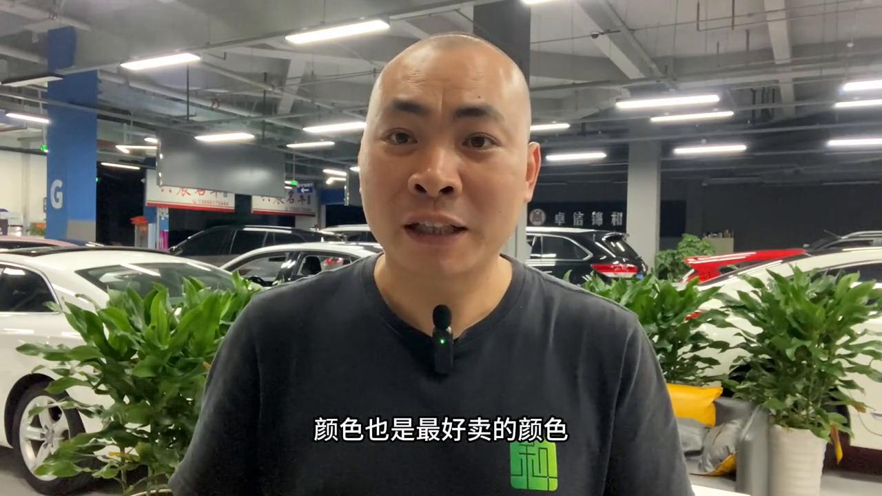 买了个二手奔驰c200,买一个便宜的奔驰c200