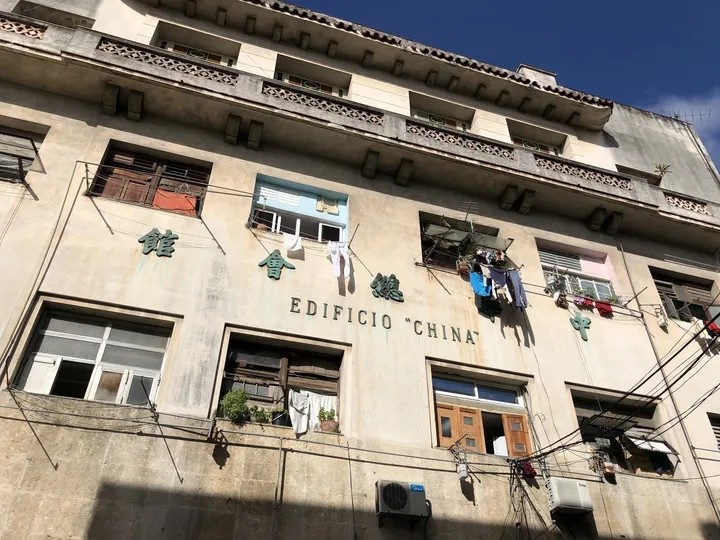 中国力援古巴，反对美国*锁封**，却被古巴“反插一刀”?