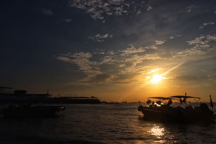 哪几种三脚架不好用,三脚架独脚架如何选择