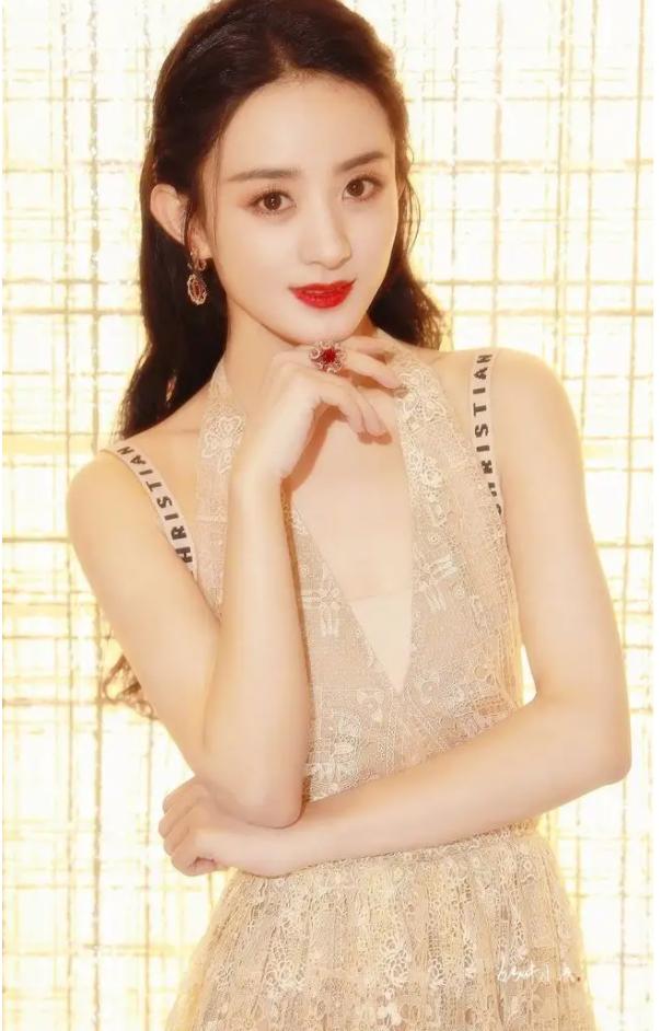 从五官怎么看出女人富贵相,女人五官富贵的表现