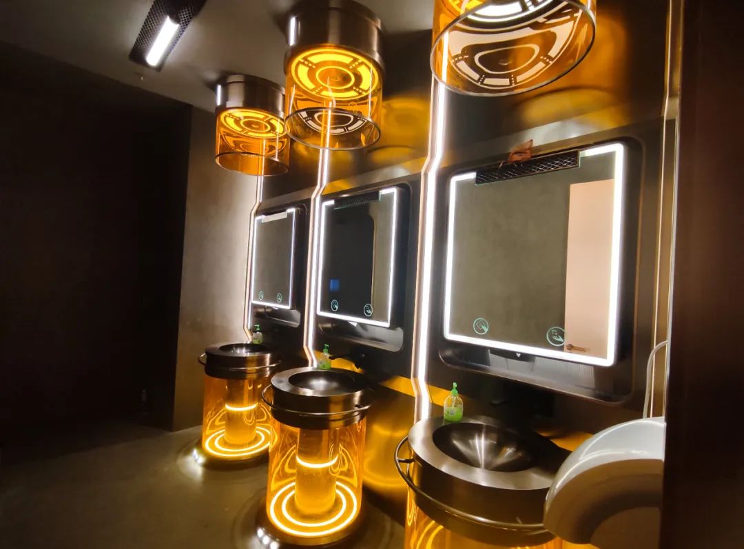 二次元、电竞、脱口秀……Z世代消费者到底喜欢怎样的商业空间？