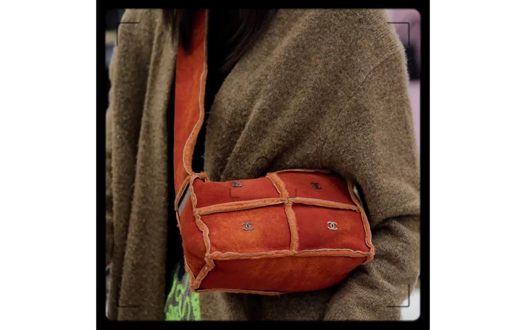 香奈儿包包必入十款超便宜,香奈儿流浪包古着包