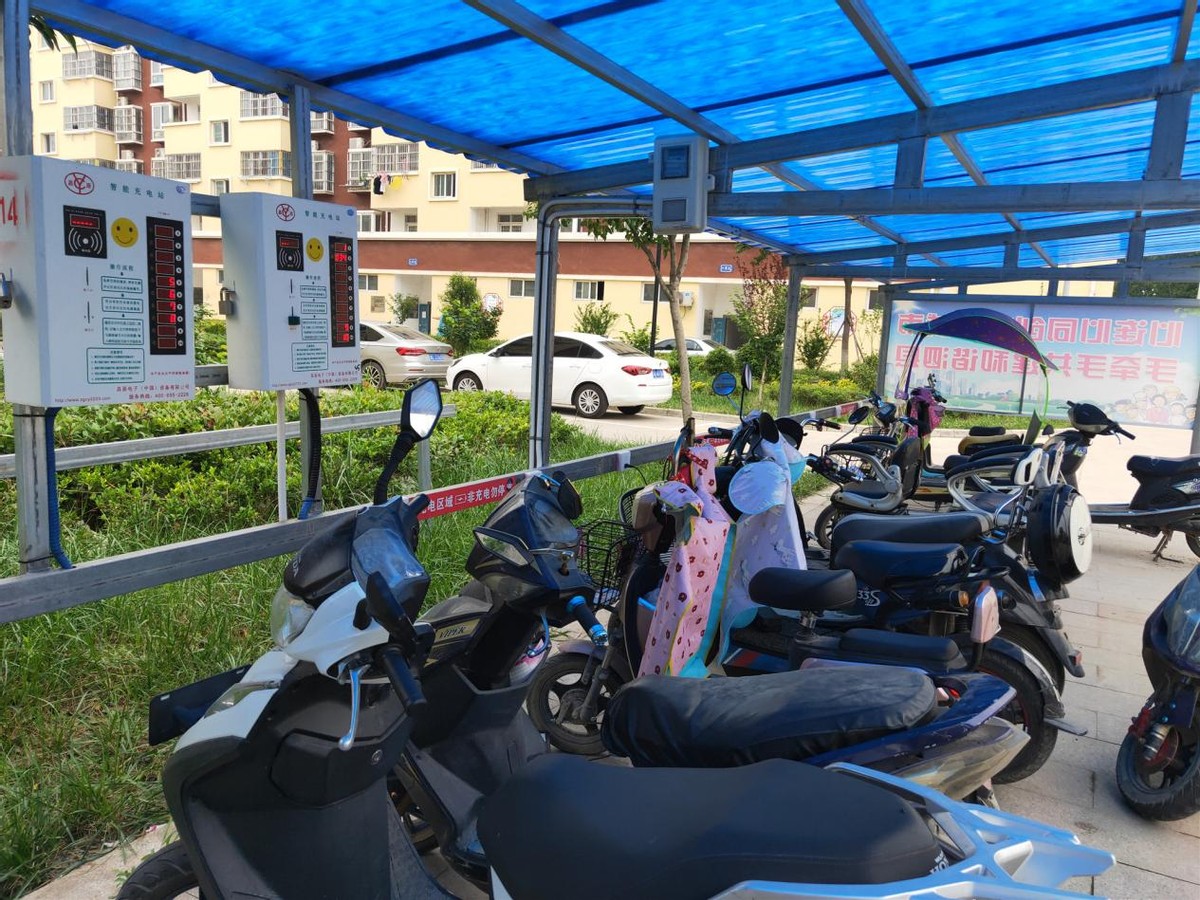 电动车电池充电时多少温度会鼓包,电动车电池鼓包了是什么原因