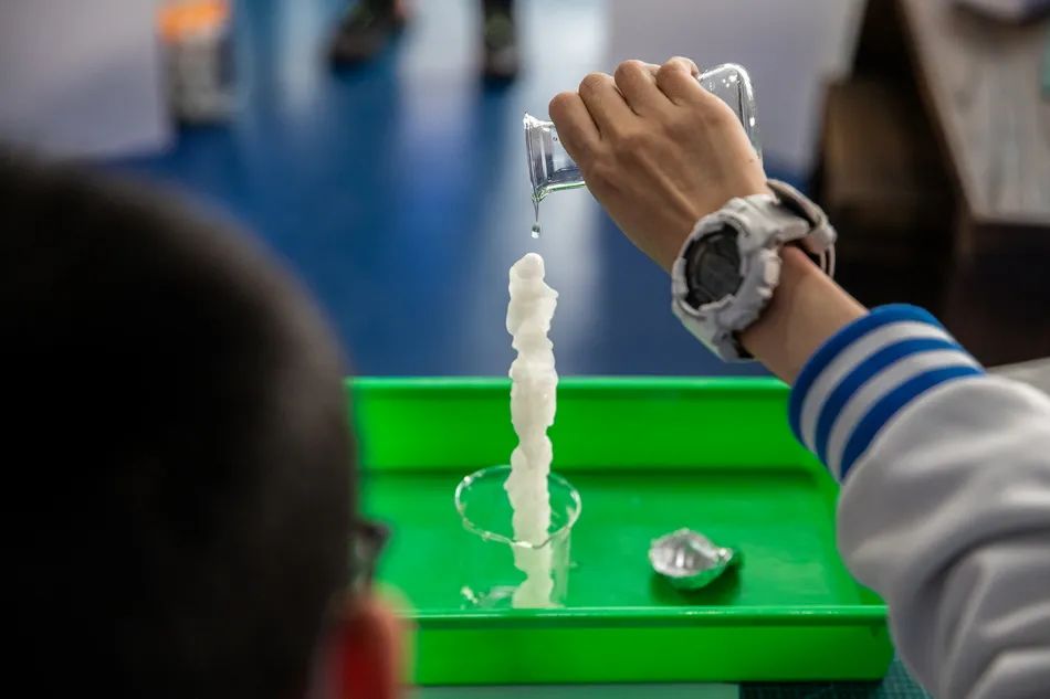 天宫课堂第二课学到的太空知识,天宫课堂第二课学到哪些科学知识