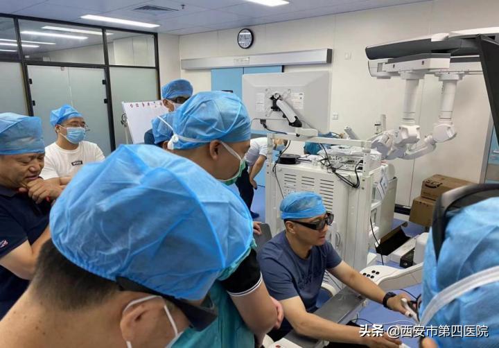 #健康中国行动2030#国产机器人学术论坛暨实操培训活动圆满举行