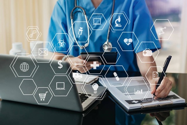 心梗除了胸痛还伴有什么症状,胸痛是心梗最明显的一种症状