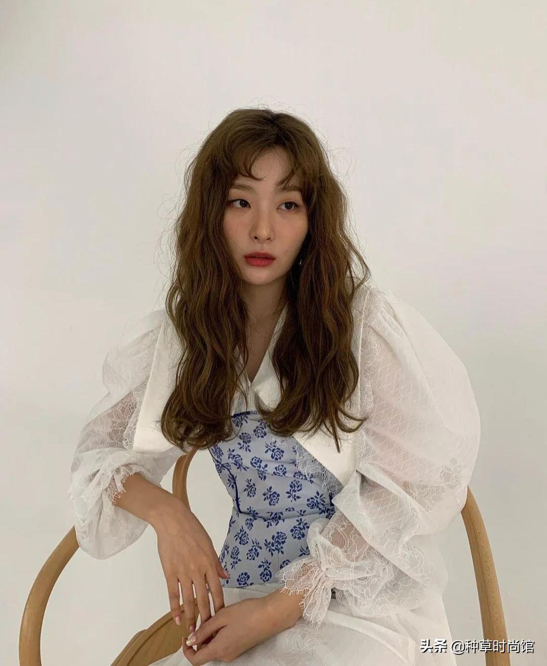 八字刘海怎么打理才不会显头秃,12岁圆脸头秃长发适合剪什么刘海