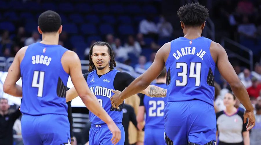 全NBA天赋最高的球队，正在学会如何赢球