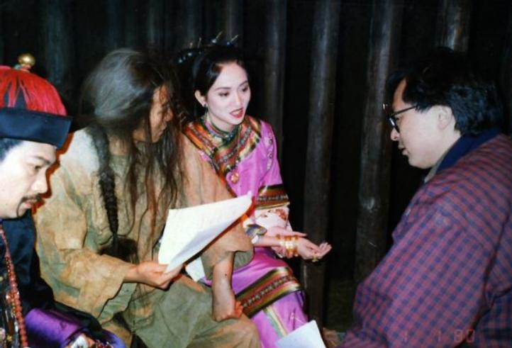 周星驰审死官最后一段是什么意思,周星驰的审死官是哪一年的