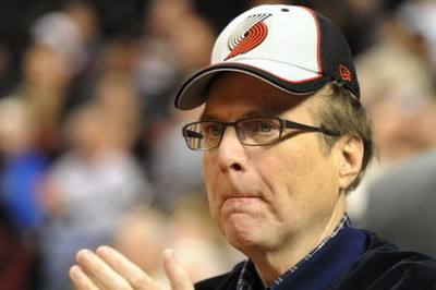 微软创始人鲍尔默1000亿美元,微软前CEO鲍尔默跻身前五大富豪