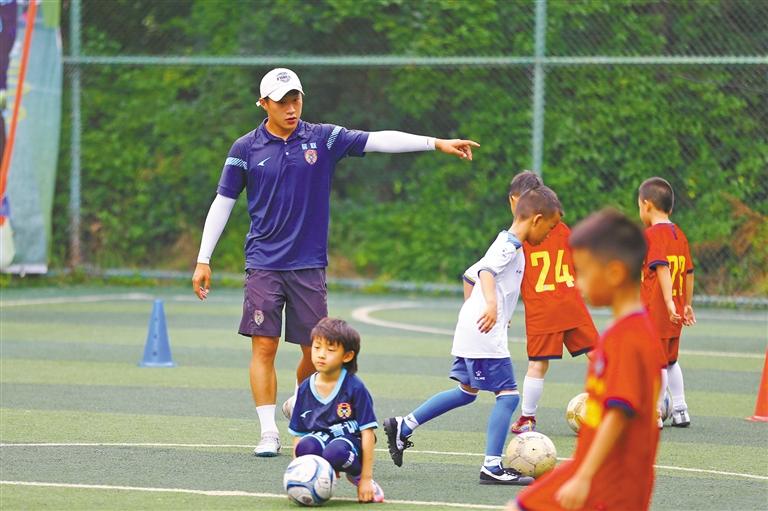 陕西群众足球三级联赛直播,陕西省群众足球三级联赛直播