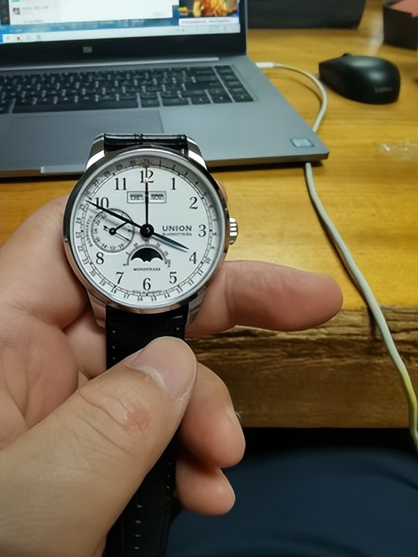 宇联手表是什么品牌,宇联腕表是真正的德国表吗