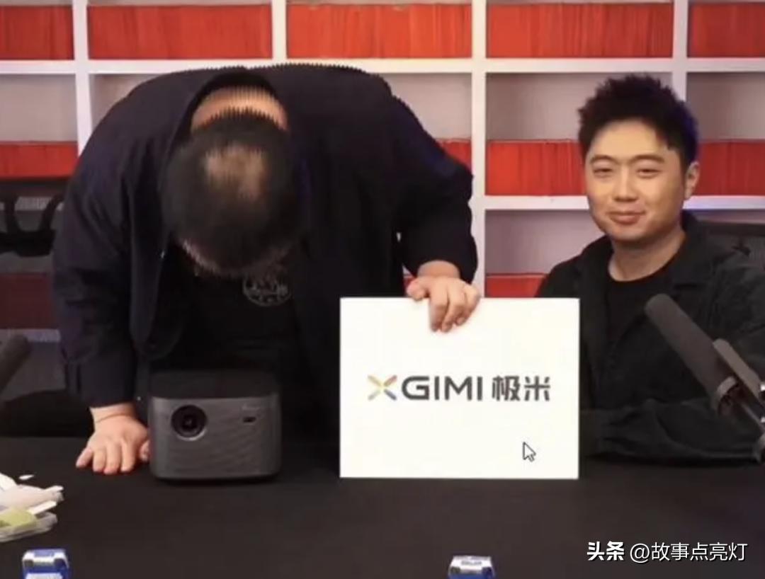 那一年，李佳琦月薪四千，罗永浩负债6亿