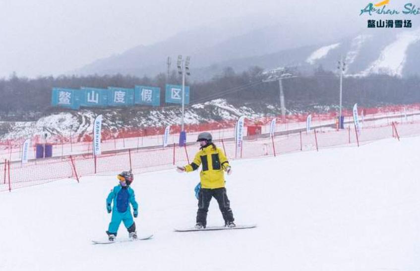 宝鸡鳌山滑雪场开板时间,太白鳌山滑雪场开板