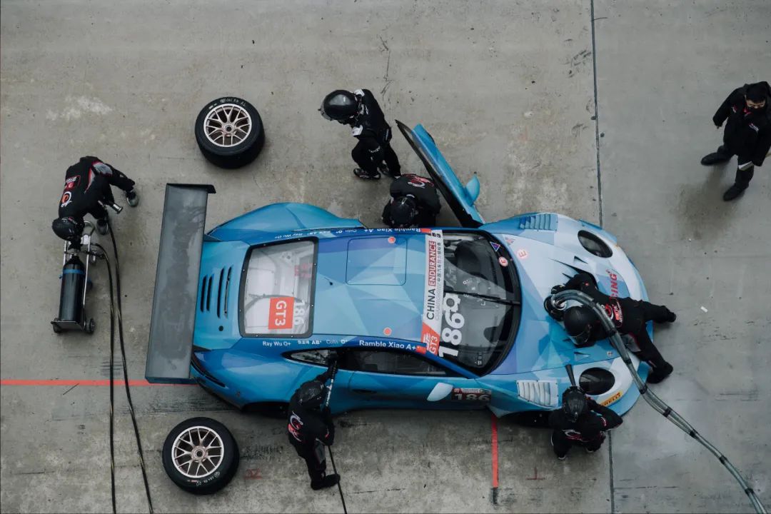 摄影富士gfx100s,富士拍体育的镜头