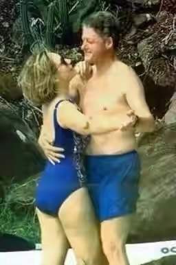 莱温斯基克林顿纪录片,克林顿拥抱莱温斯基视频