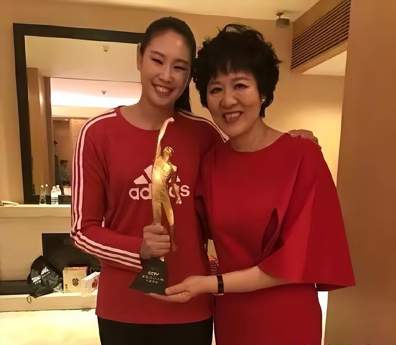 中国体坛十大女神排名,最漂亮的体坛女神排名