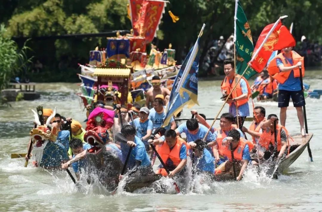 春天的潺潺溪水,春天的顶流