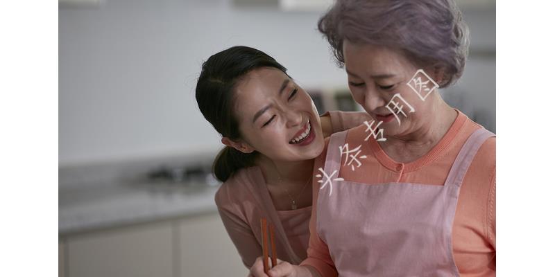 92岁老妈去世留下三个智障儿子,78岁老妈去世后三个女儿争房产