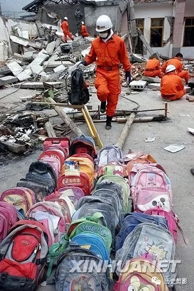 汶川地震15周年：100张照片，100个让人泪流满面的瞬间