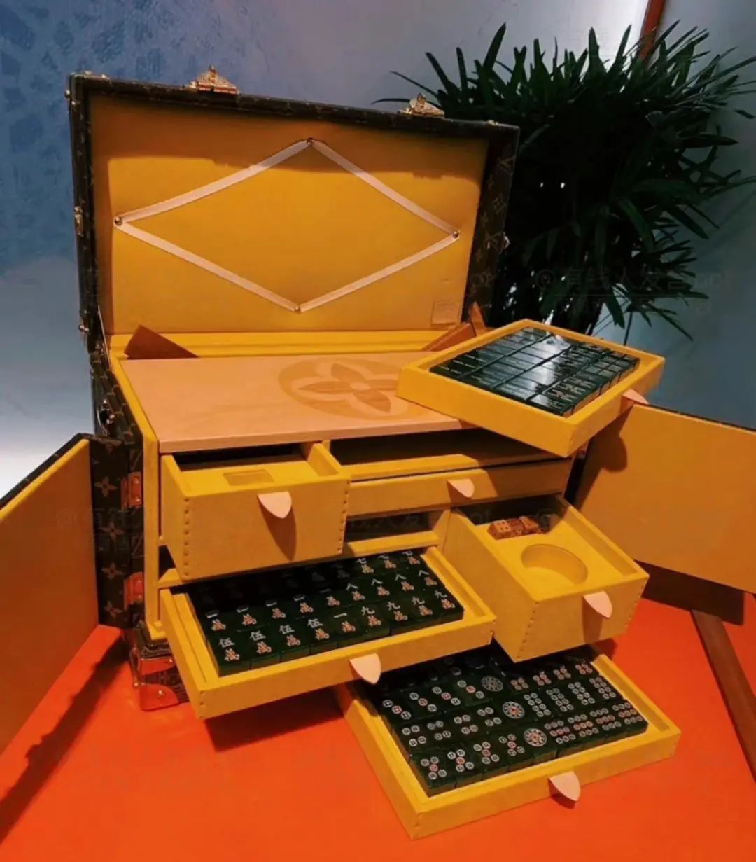 又丑又不好看的奢侈品,吐槽自己之前买又贵又丑的奢侈品