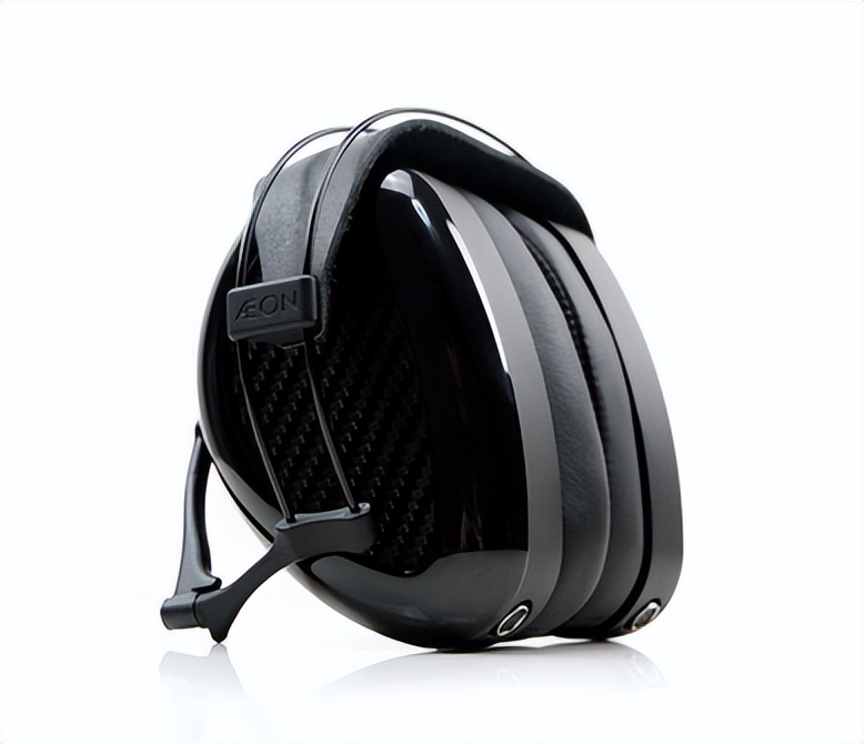 DanClarkAudioAEON2Noire测评