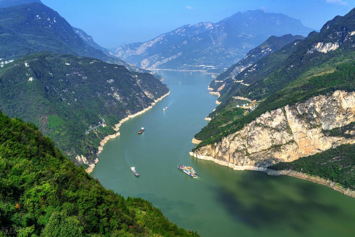 高考只有300分能上专科么,高考考了不到300分能去哪个学校