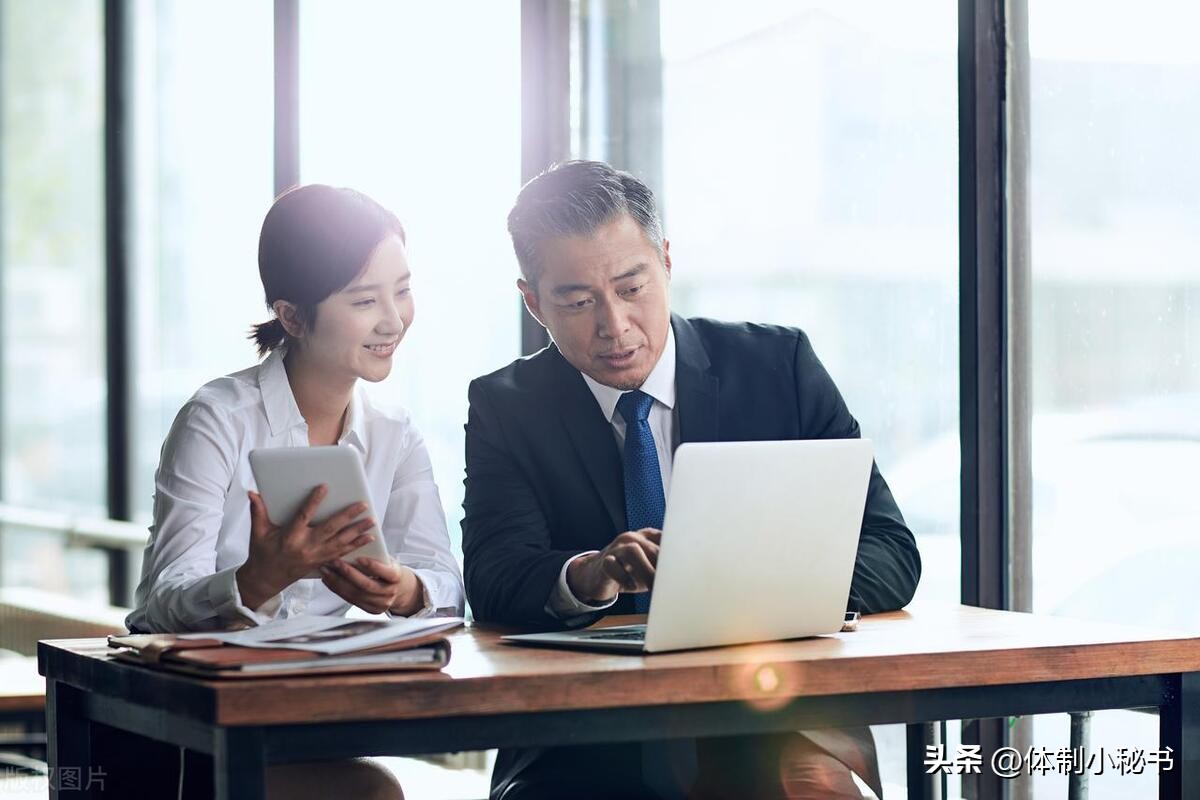 一个普通公务员怎样能当县长,普通公务员如何做到副县长